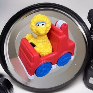 Sesame Street Big Bird in a Red Car Mattel Figure 2004 Jim Henson